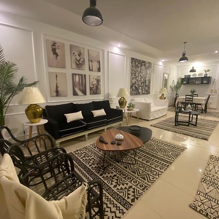 The Pyramid Area Vibe Apartment Cairo Exterior photo